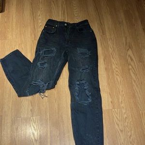 Black baggy ripped jeans